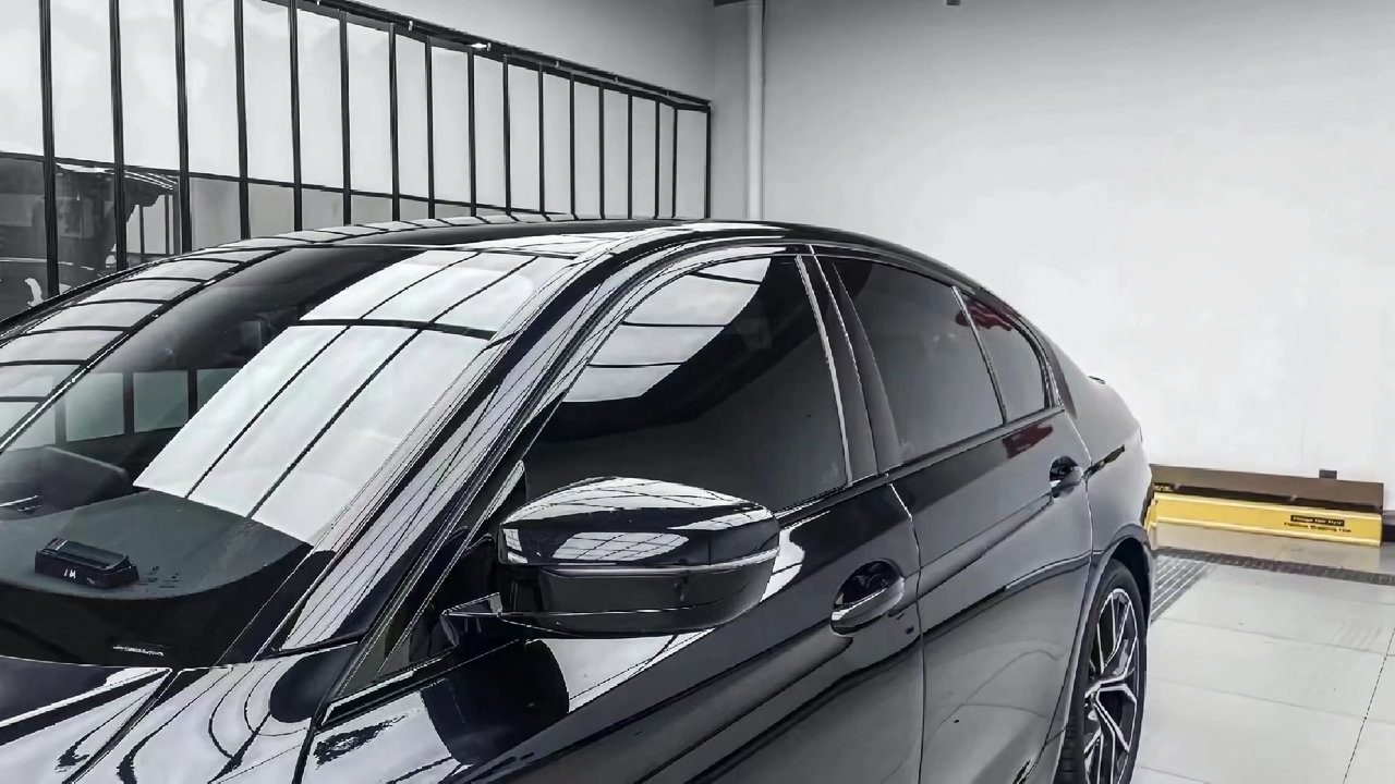 Crystal Piano Black Vinyl Wrap