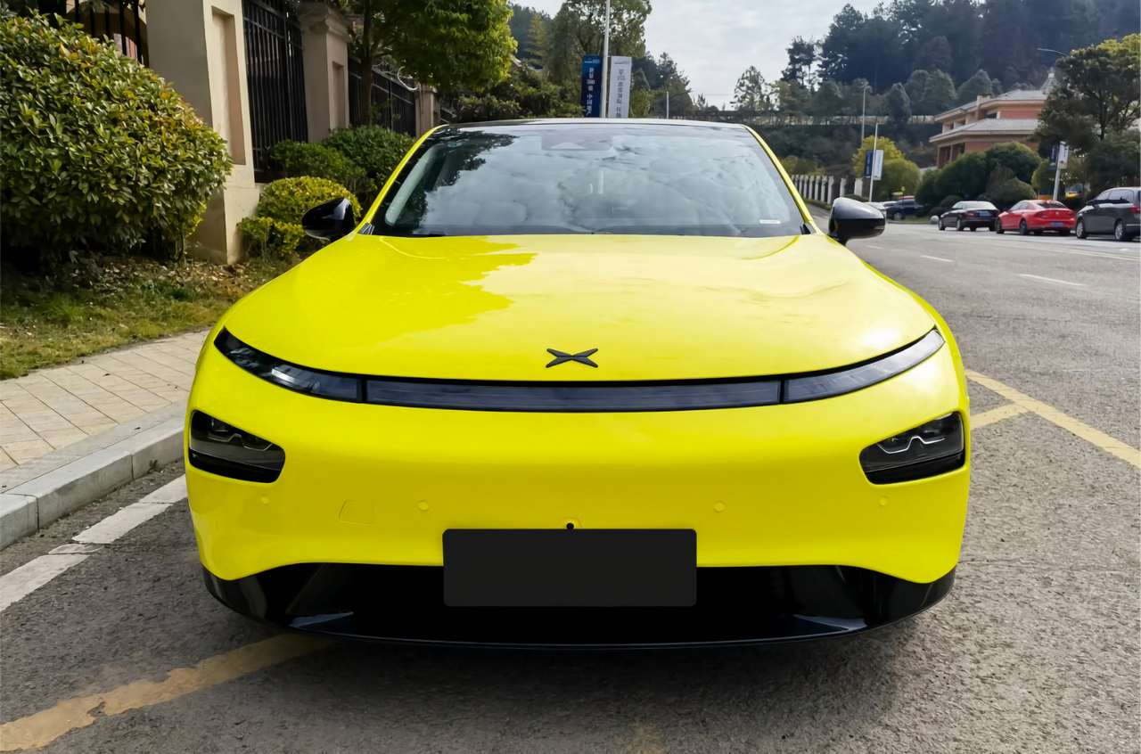Lemon Yellow Vinyl Wraps