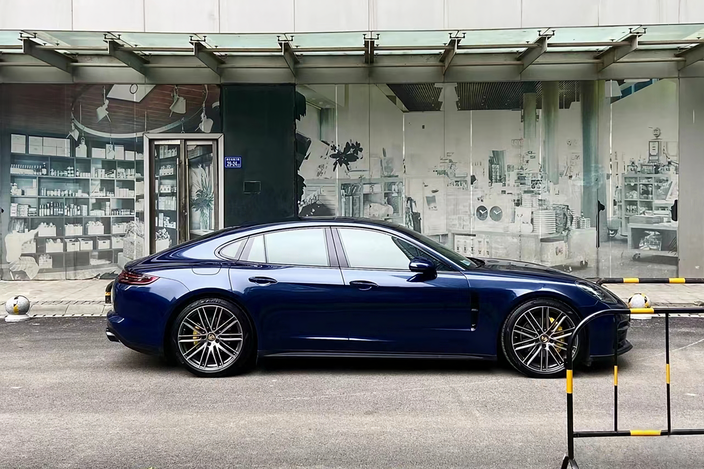 Sapphire Blue Vinyl Wraps