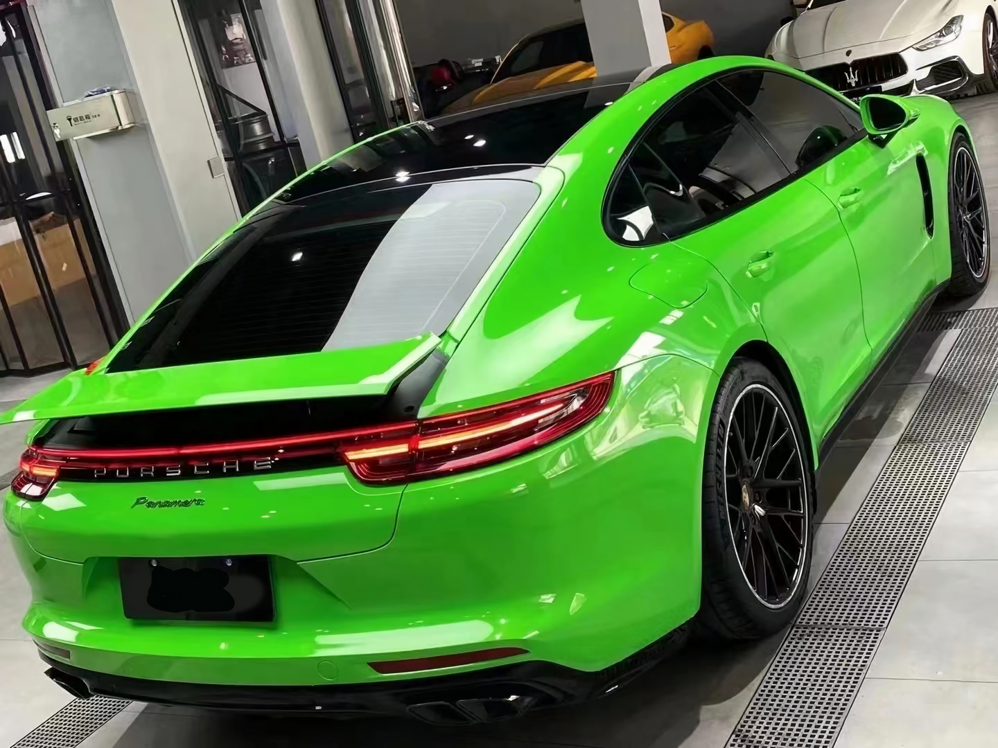Viper Green Vinyl Wraps