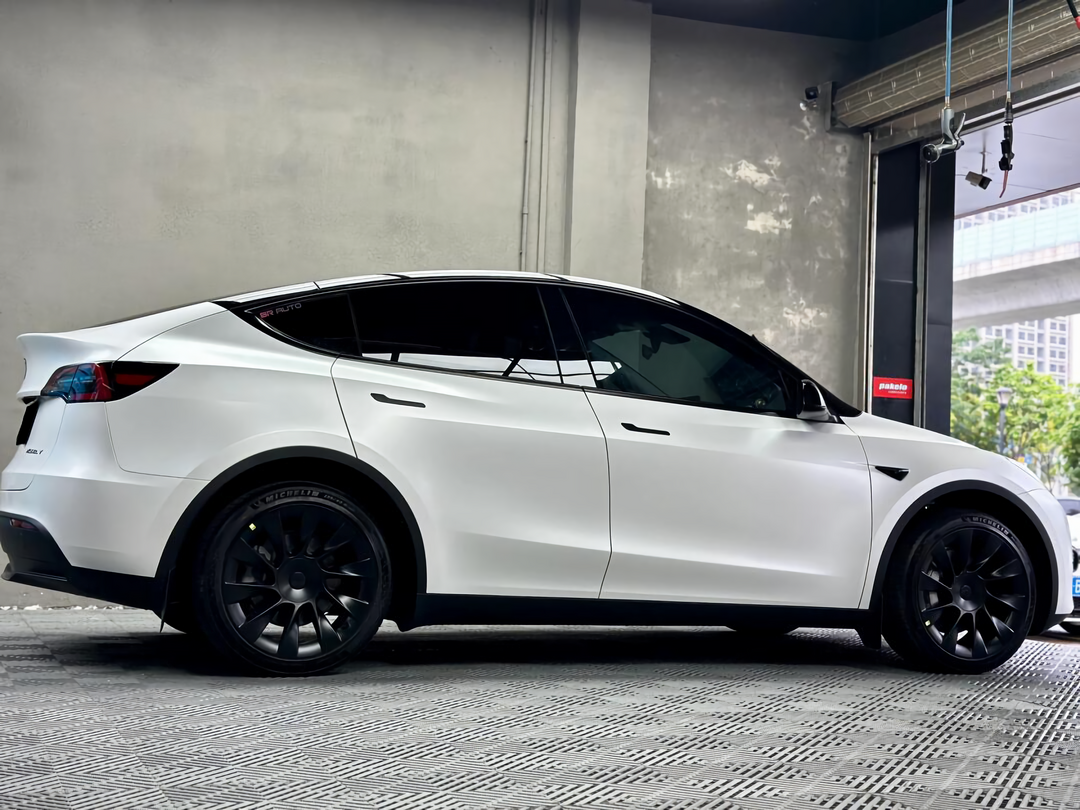 Ceramic White Vinyl Wraps