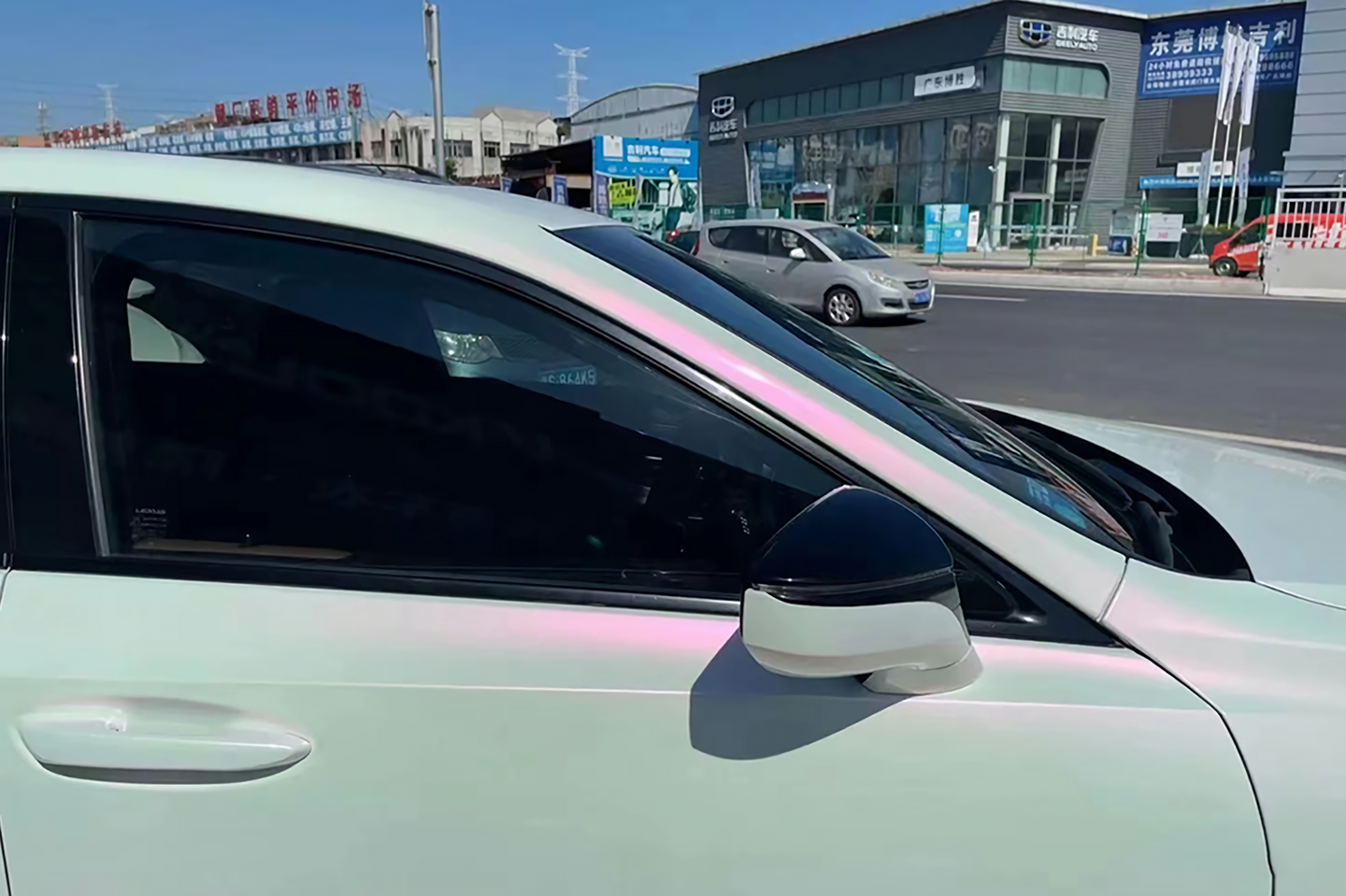 Pearl White Turning Red Vinyl Wraps
