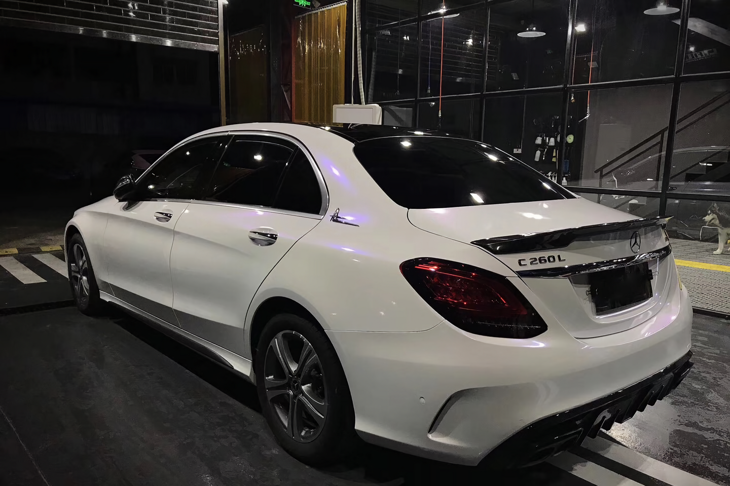 Chameleon White Turns Blue Vinyl Wraps