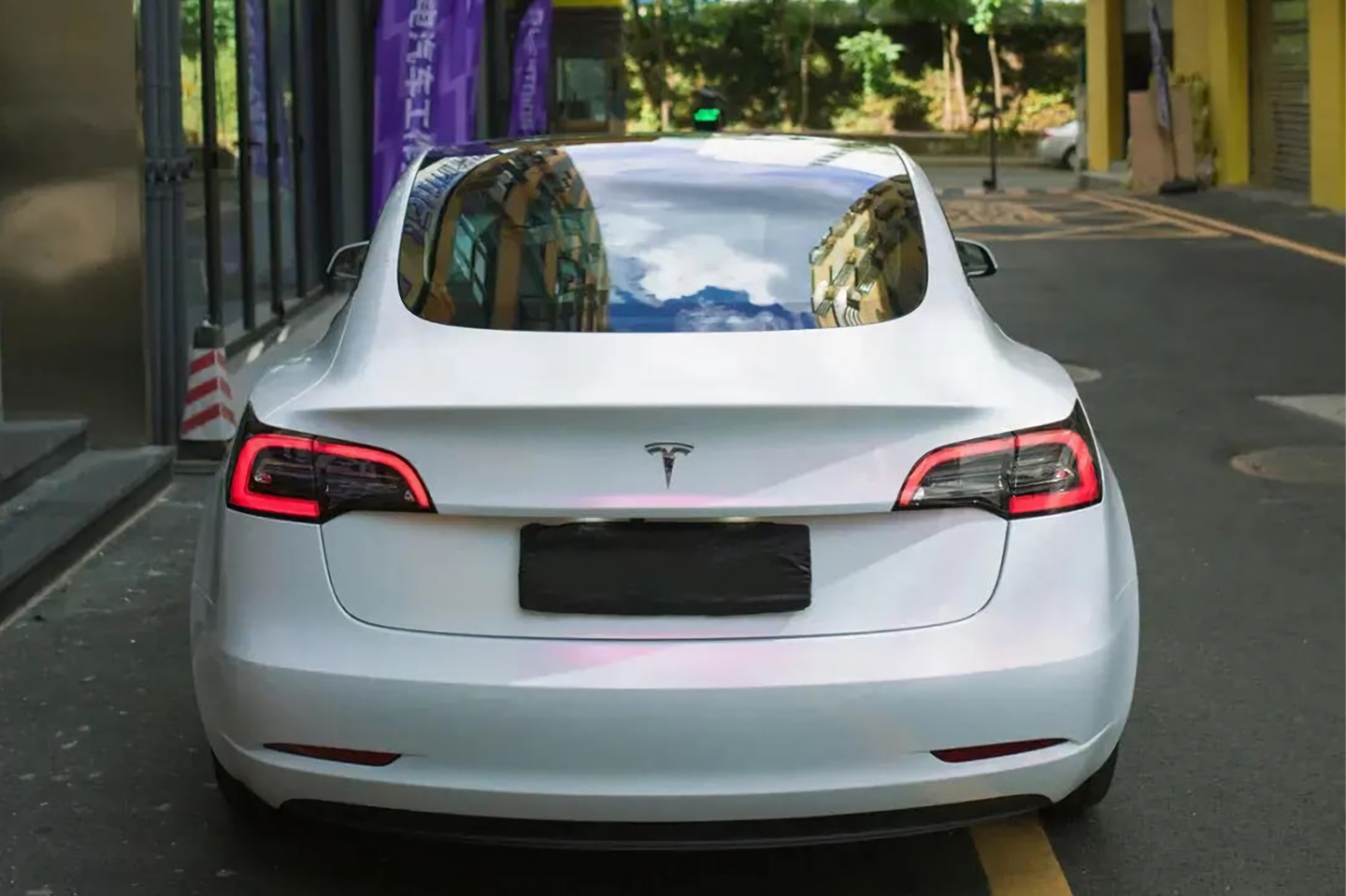 Chameleon White Turn Red Vinyl Wraps
