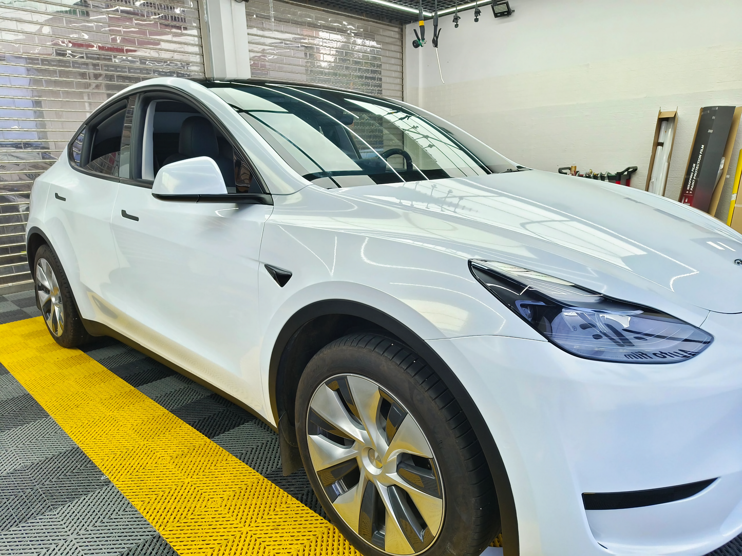 Chameleon White Turn Gold Vinyl Wraps