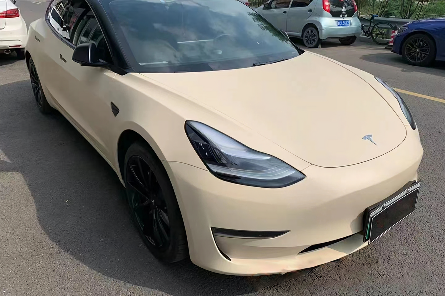 Satin Khaki Milanese Vinyl Wraps