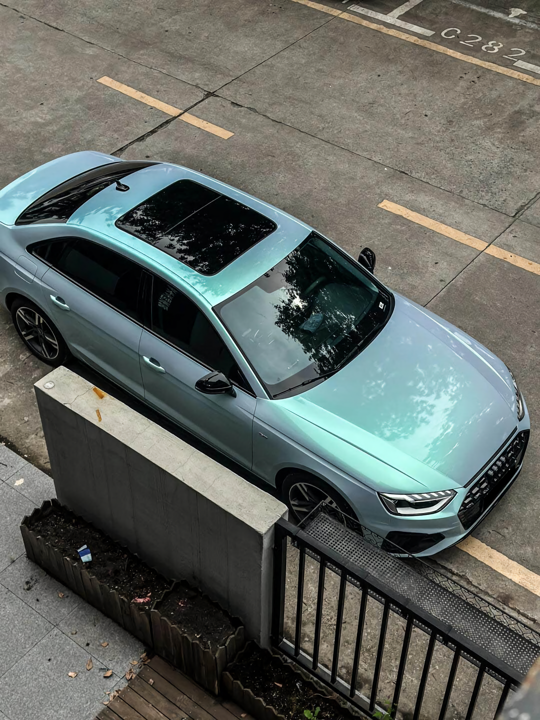 Blue Turn Green Vinyl Wrap