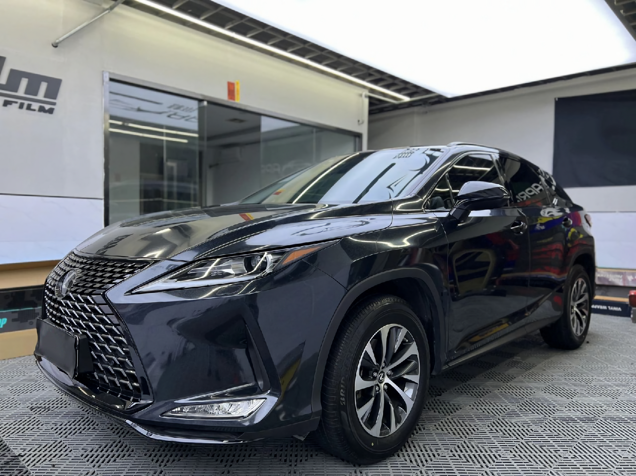Pearlescent Black Vinyl Wrap
