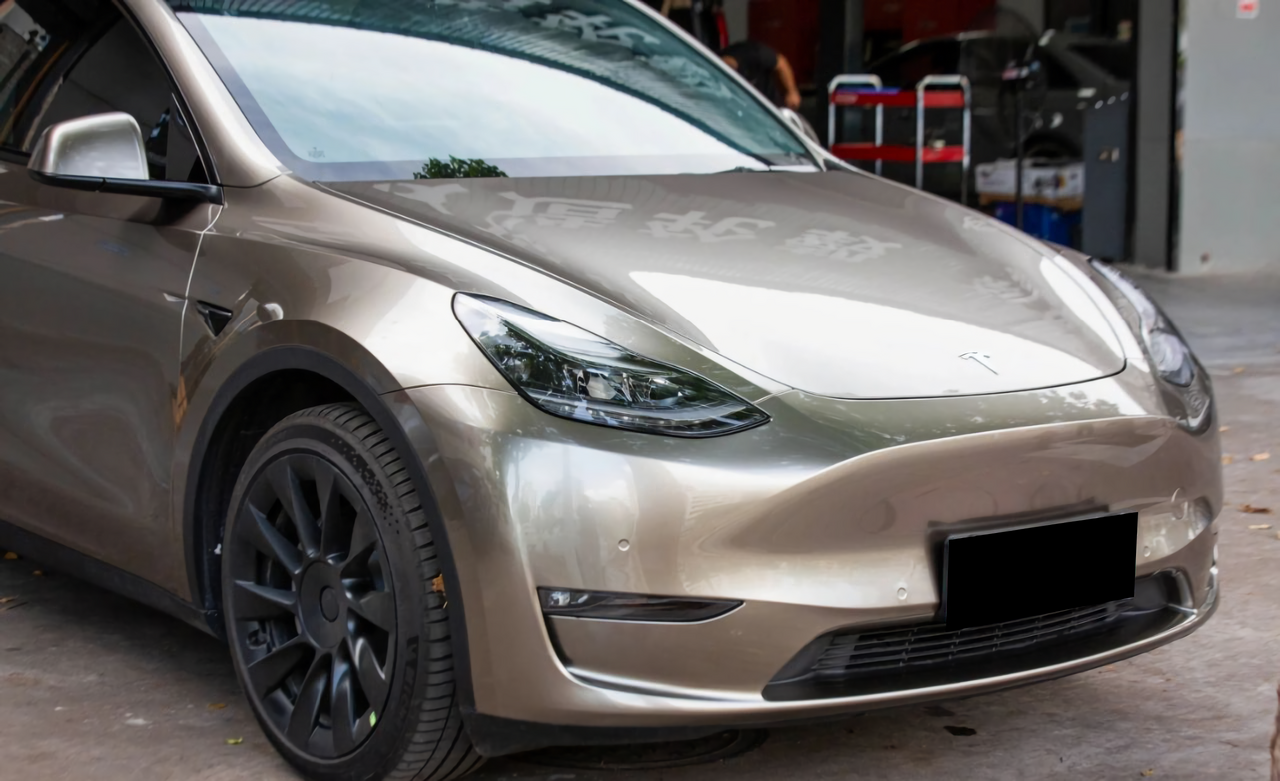 Liquid Metal Gunmetal Gray Vinyl Wrap